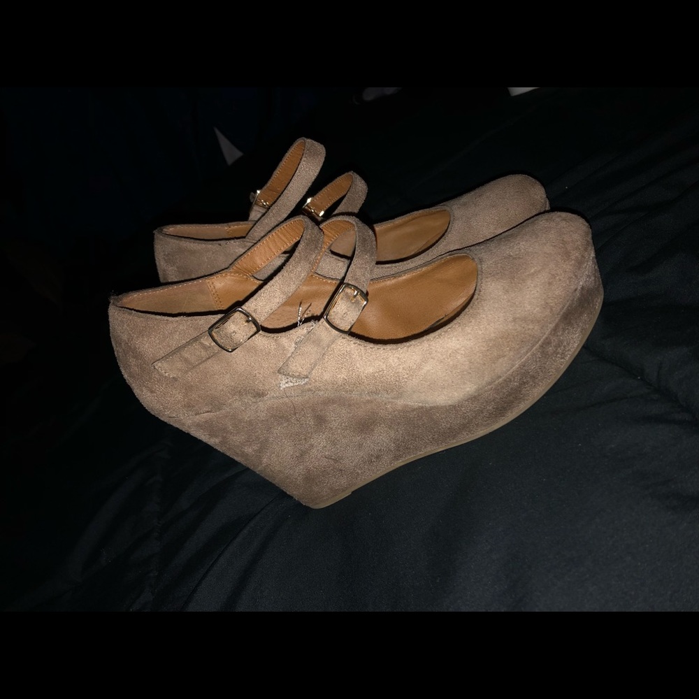 Beige wedges